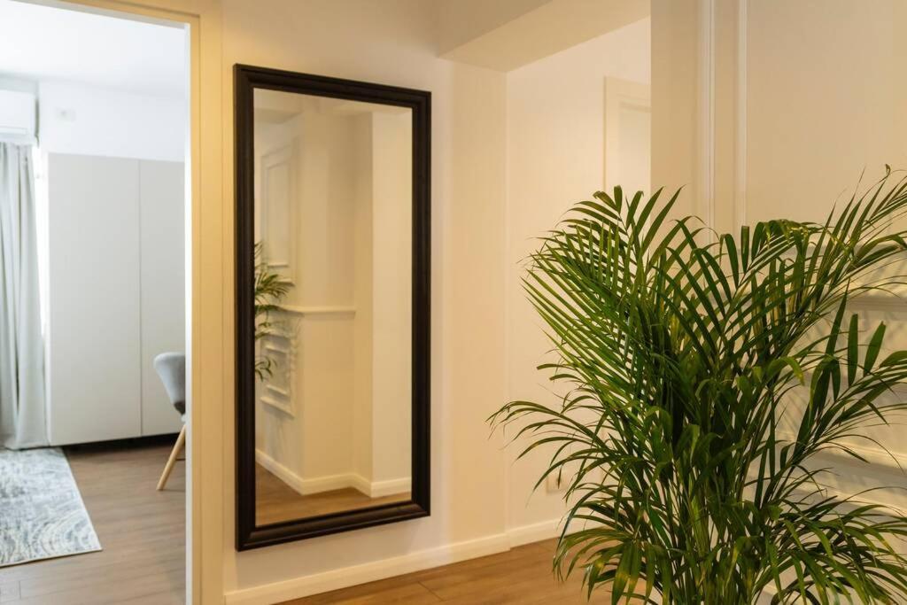 Panoramic Apartment - 4Br - Piata Unirii Bucarest Esterno foto